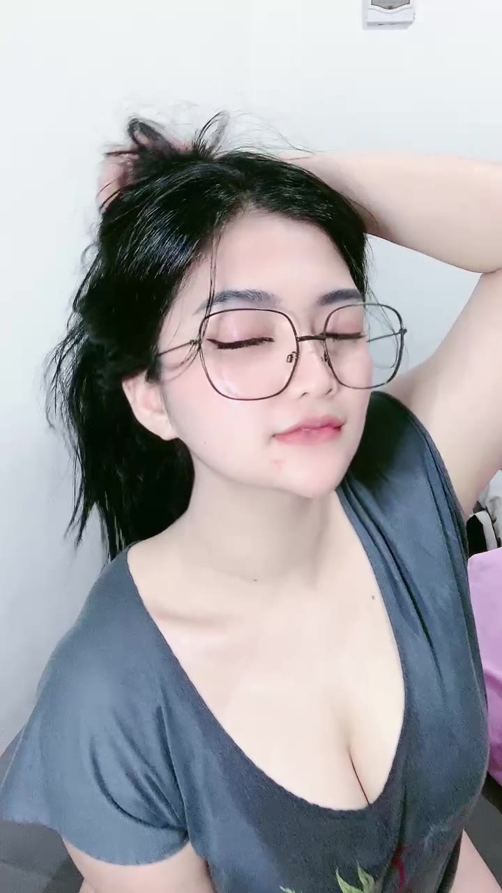 Dapet Banget Ekspresinya Zara Pas Buat Crot ID 71966778 Mango