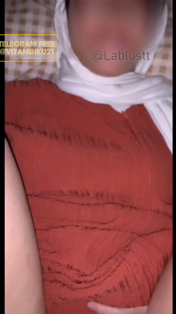 Cewek Hijab Lablustt Konten Private Telegram Malay