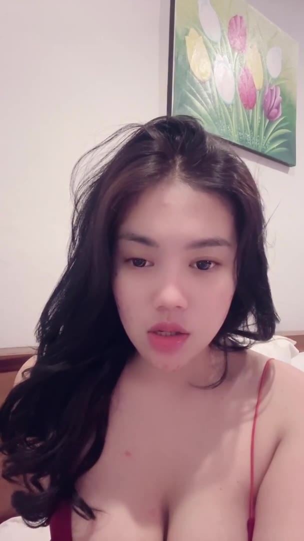 Marsha Cantik Glowing Spill Uting Susu Bulatnya HOT51