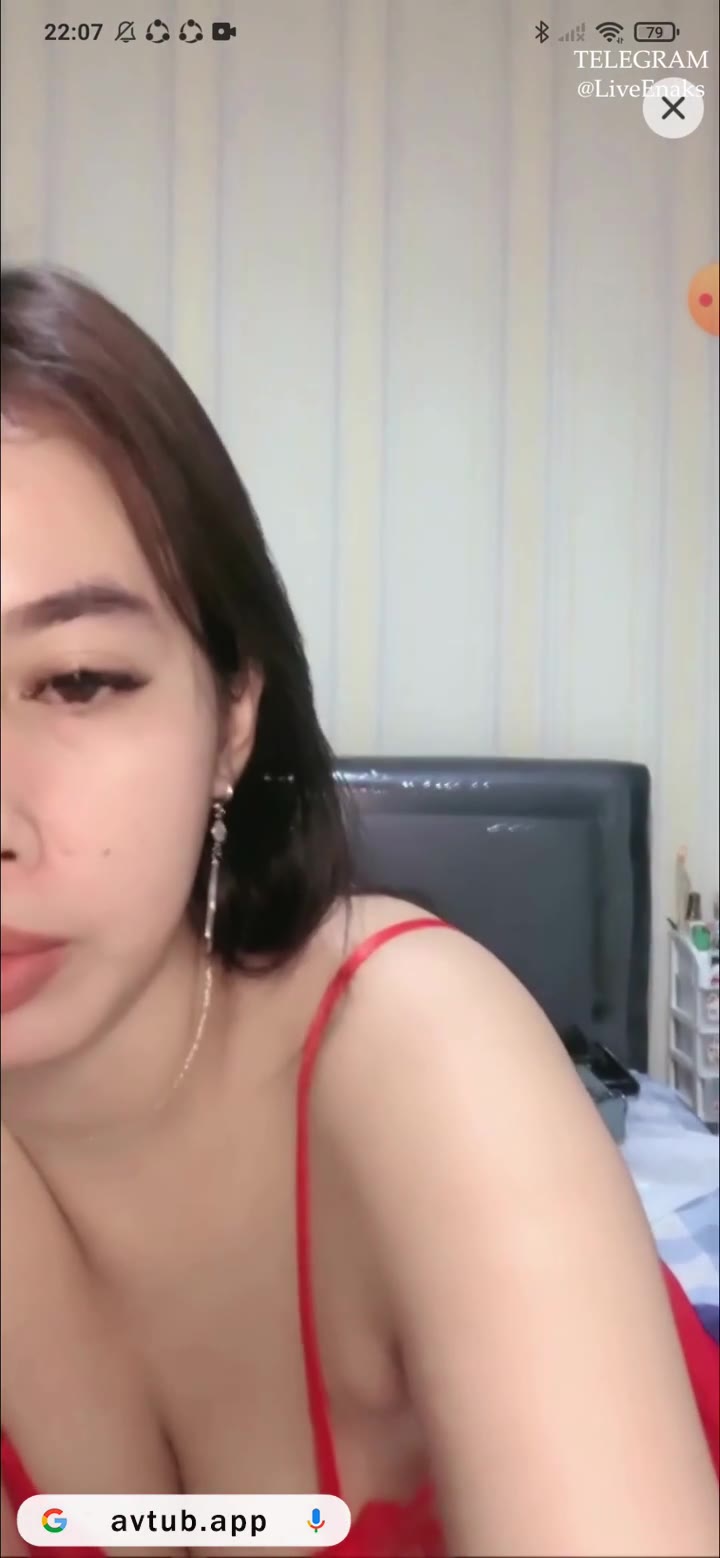 Kembali Tampil Bugil Si Cantik Lingerie Merah Dream